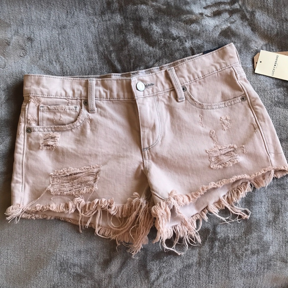 🌸*NWT* LUCKY BRAND CUT OFF SHORTS🌺